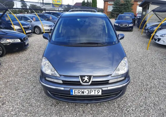 PEUGEOT 807 140 Premium