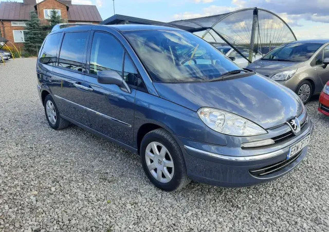 PEUGEOT 807 140 Premium