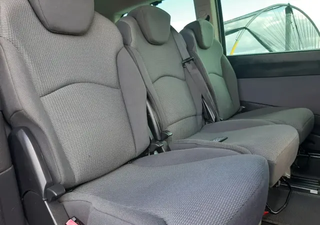 PEUGEOT 807 140 Premium