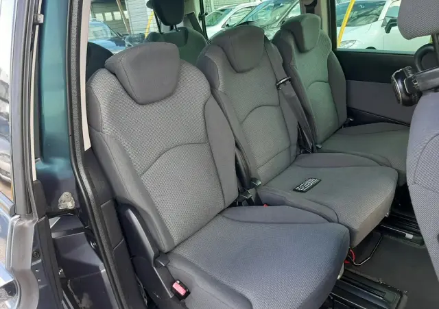 PEUGEOT 807 140 Premium