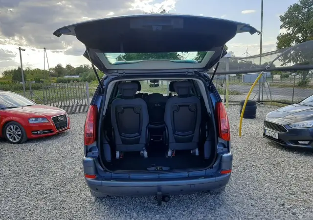 PEUGEOT 807 140 Premium