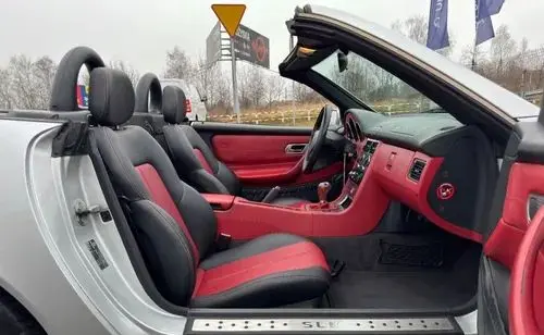 MERCEDES-BENZ SLK 