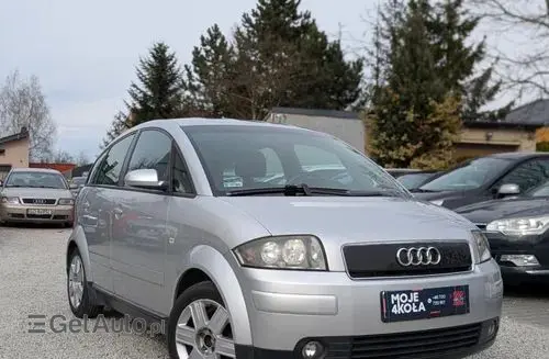AUDI A2 