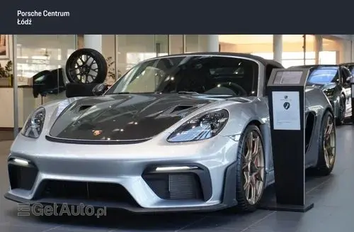 PORSCHE Spyder 