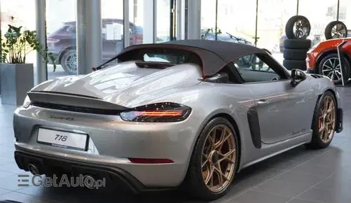 PORSCHE Spyder 