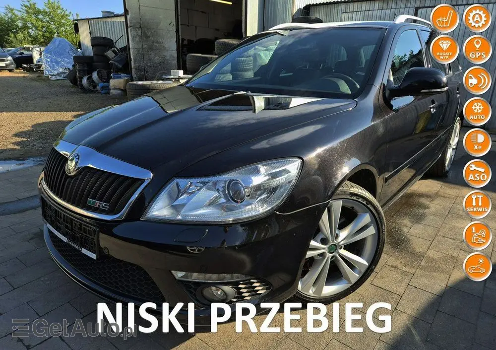 SKODA Octavia Combi 2.0 TDI CR DPF DSG RS