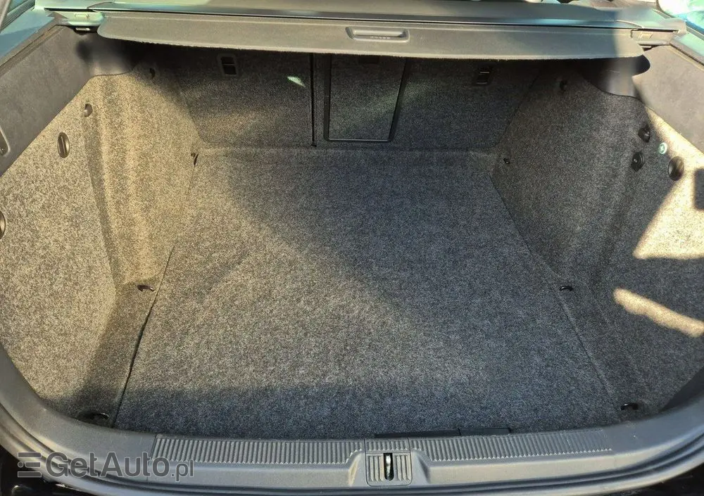 SKODA Octavia Combi 2.0 TDI CR DPF DSG RS