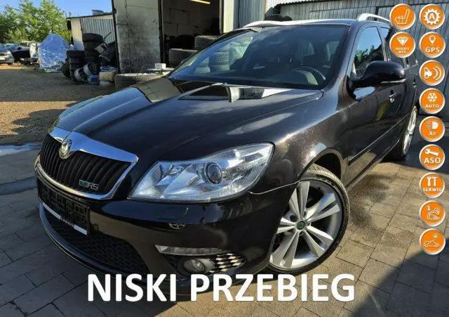 SKODA Octavia Combi 2.0 TDI CR DPF DSG RS