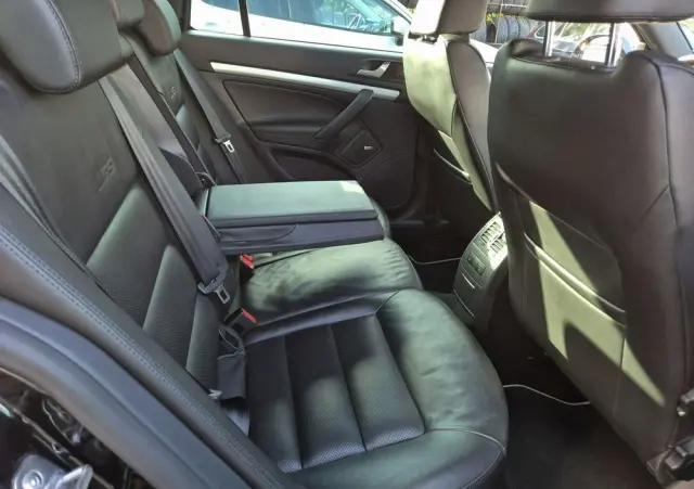 SKODA Octavia Combi 2.0 TDI CR DPF DSG RS