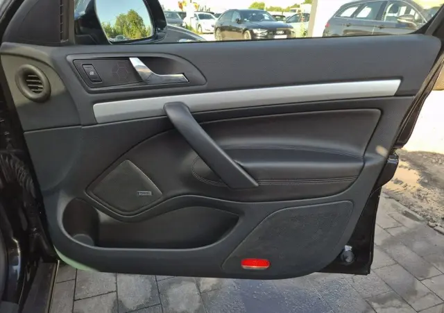 SKODA Octavia Combi 2.0 TDI CR DPF DSG RS