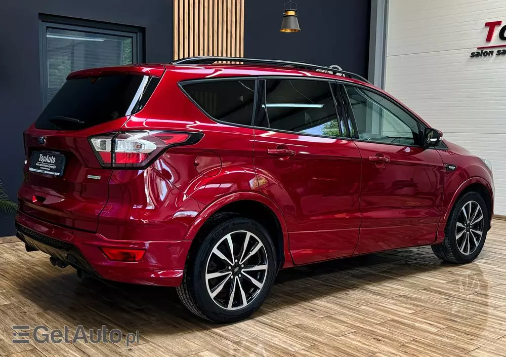 FORD Kuga 1.5 EcoBoost FWD ST-Line ASS