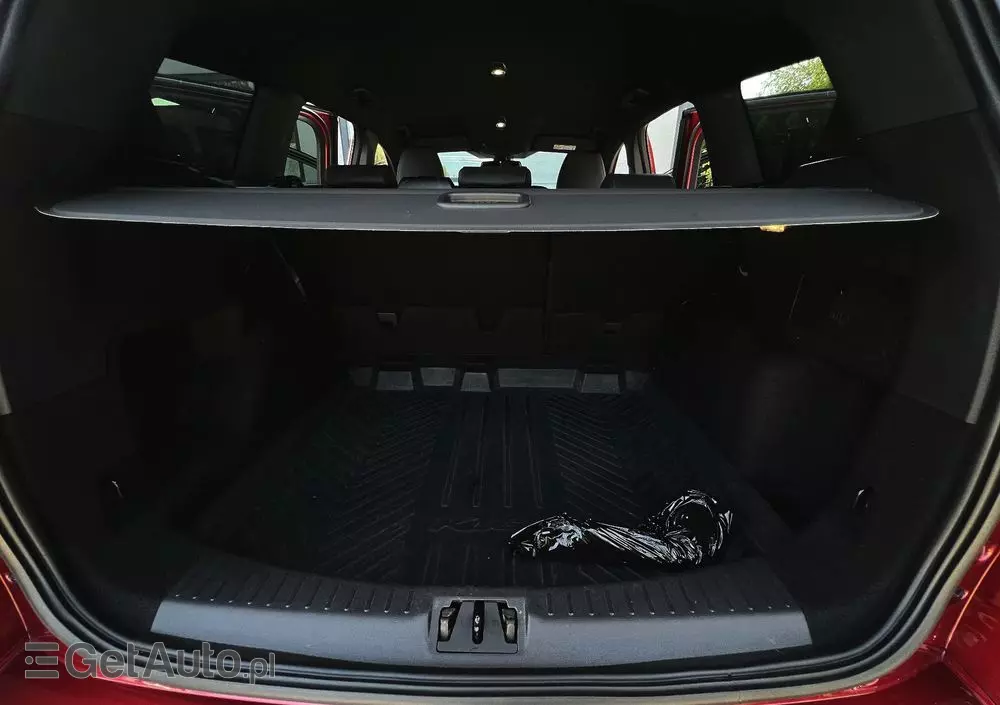 FORD Kuga 1.5 EcoBoost FWD ST-Line ASS