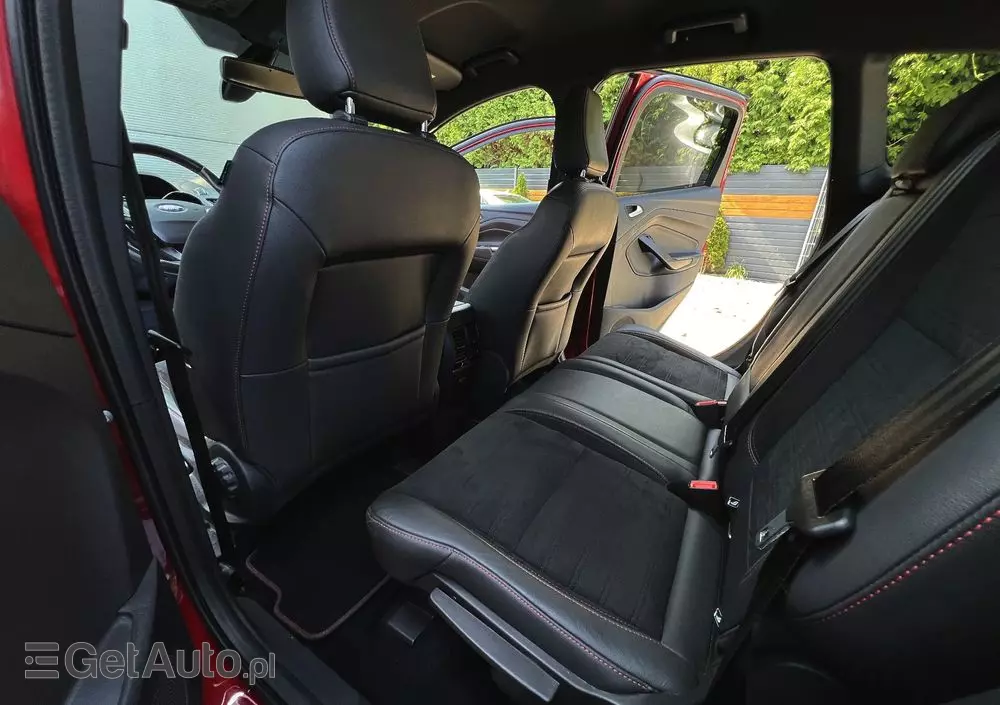 FORD Kuga 1.5 EcoBoost FWD ST-Line ASS