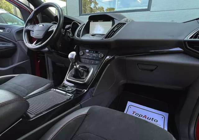 FORD Kuga 1.5 EcoBoost FWD ST-Line ASS