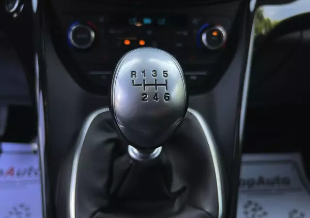 FORD Kuga 1.5 EcoBoost FWD ST-Line ASS