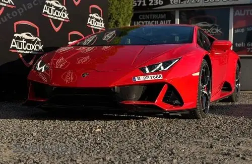 LAMBORGHINI Huracán 