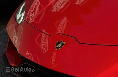LAMBORGHINI Huracán 