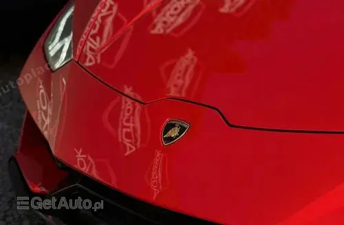 LAMBORGHINI Huracán 