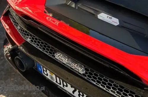 LAMBORGHINI Huracán 