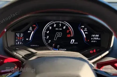 LAMBORGHINI Huracán 