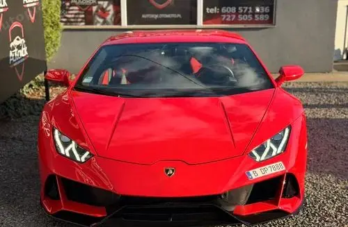 LAMBORGHINI Huracán 