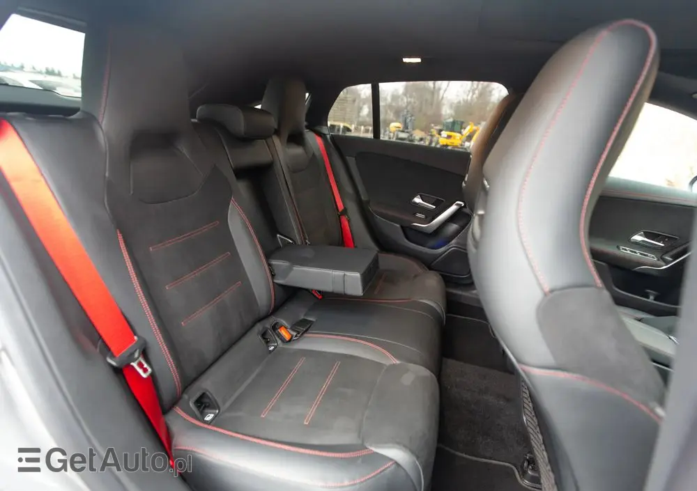 MERCEDES-BENZ CLA AMG 35 4Matic B AMG Speedshift 8G-DCT AMG Line Advanced Plus