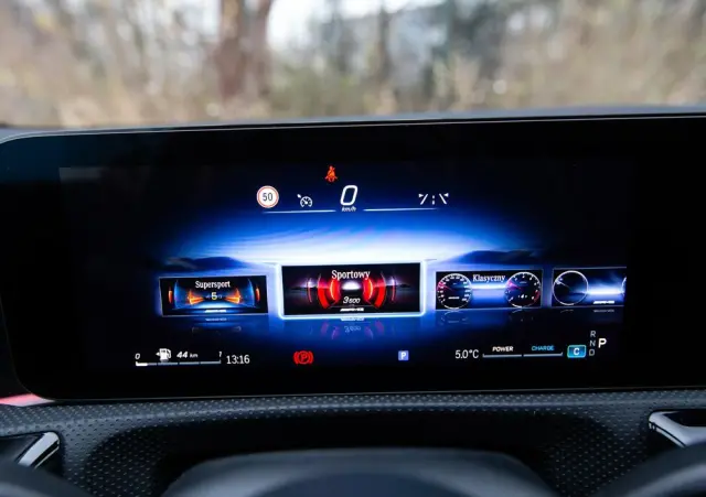 MERCEDES-BENZ CLA AMG 35 4Matic B AMG Speedshift 8G-DCT AMG Line Advanced Plus