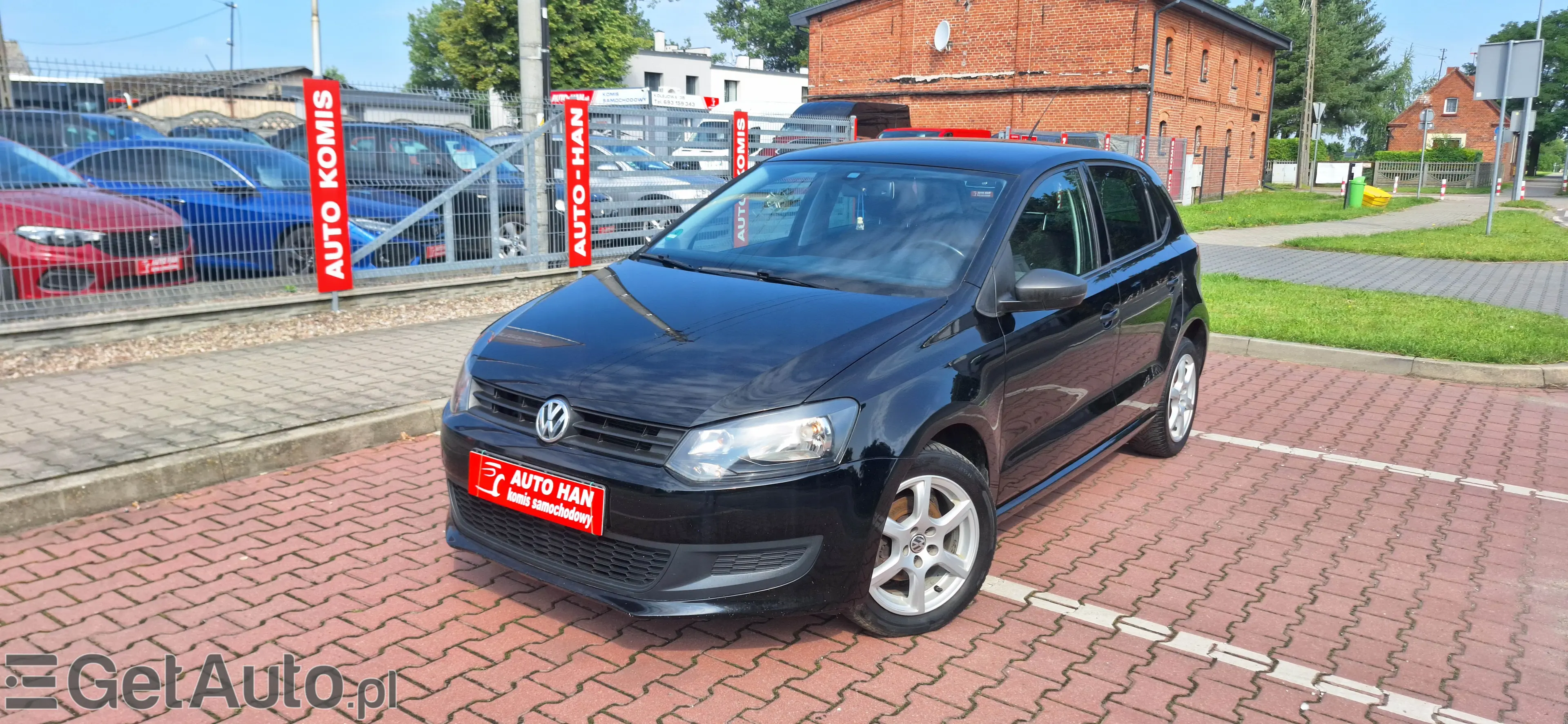 VOLKSWAGEN Polo 