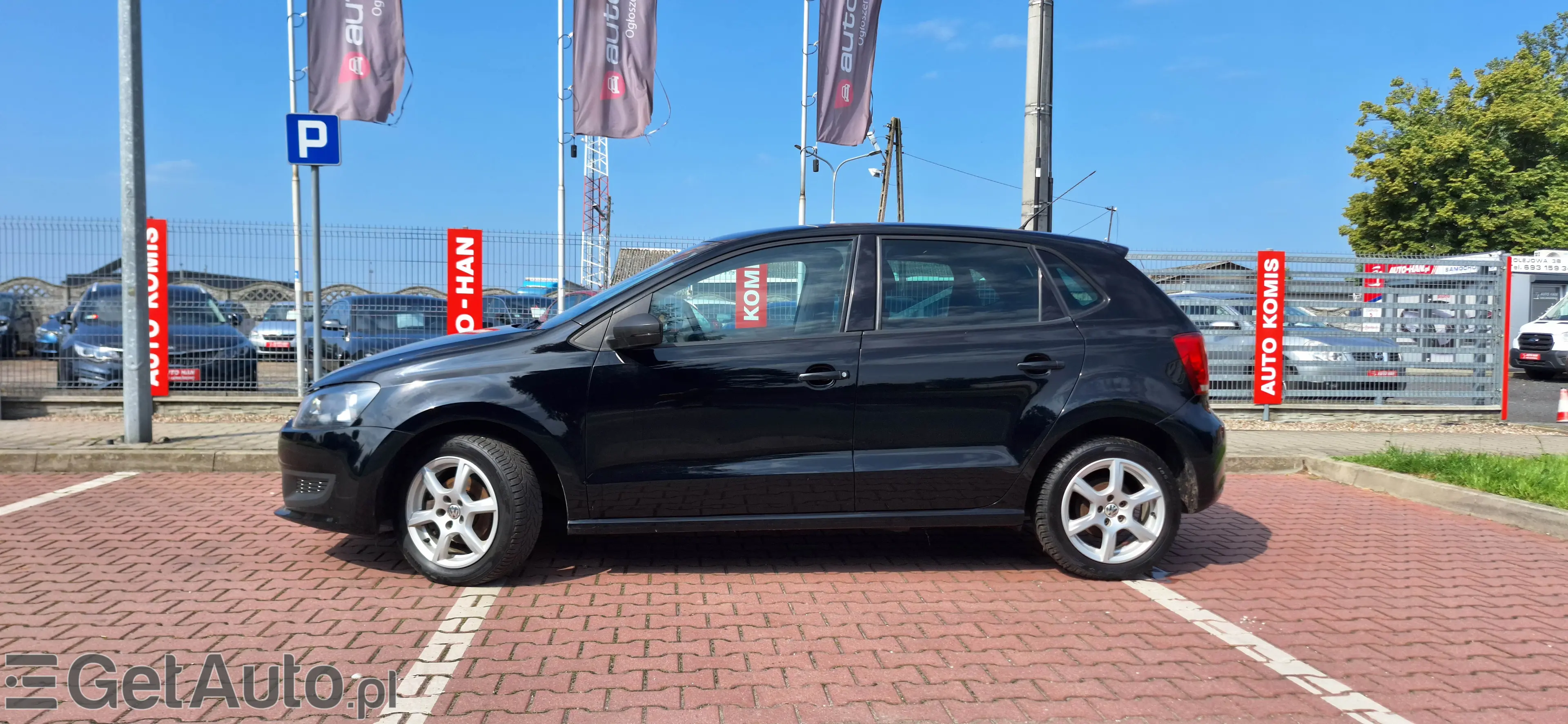 VOLKSWAGEN Polo 