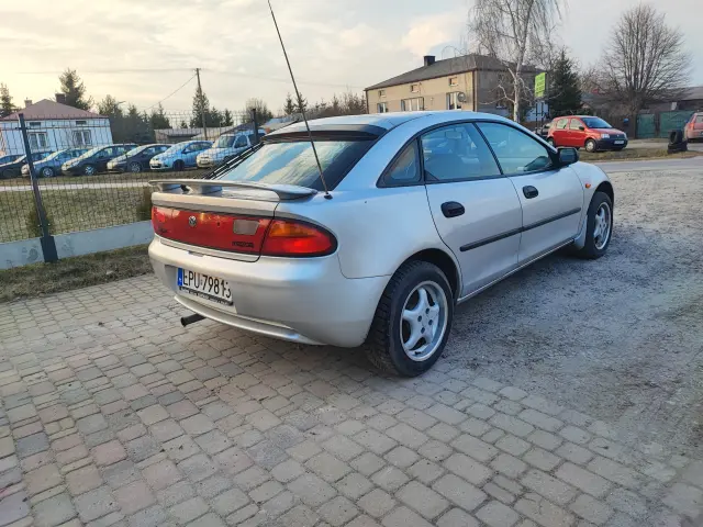 MAZDA 323F 323F