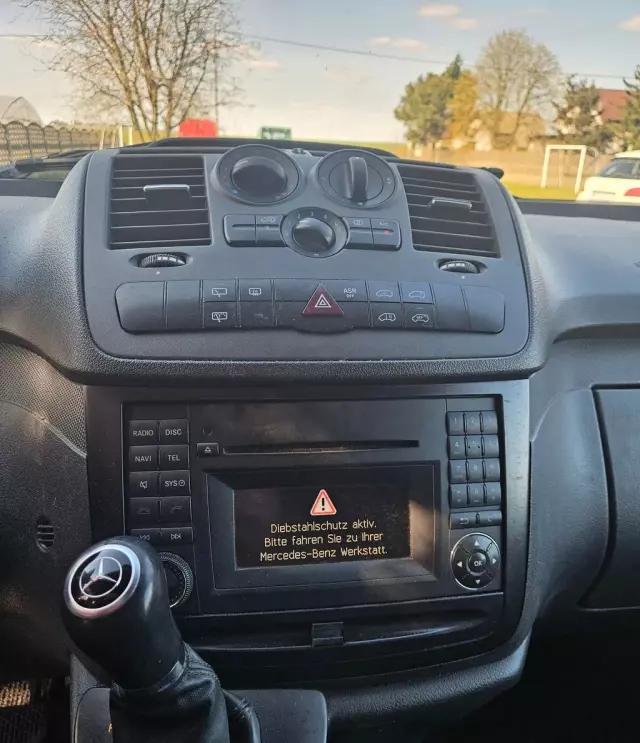 MERCEDES-BENZ Vito 
