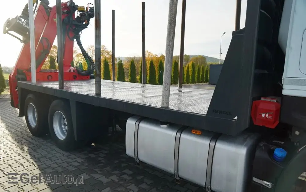 IVECO STRALIS  560 / 6X4 / DO DREWNA / DO DRZEWA / DO LASU /  HDS PALFINGER EPSILON  / UDŹWIG - 5 250 KG 