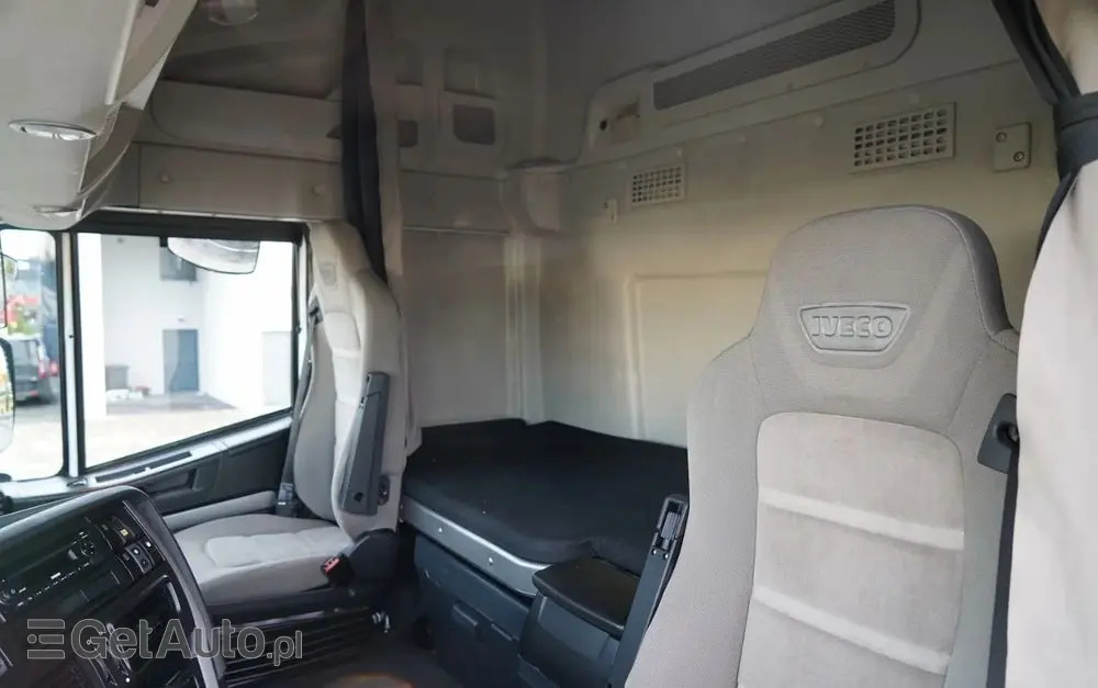 IVECO STRALIS  560 / 6X4 / DO DREWNA / DO DRZEWA / DO LASU /  HDS PALFINGER EPSILON  / UDŹWIG - 5 250 KG 