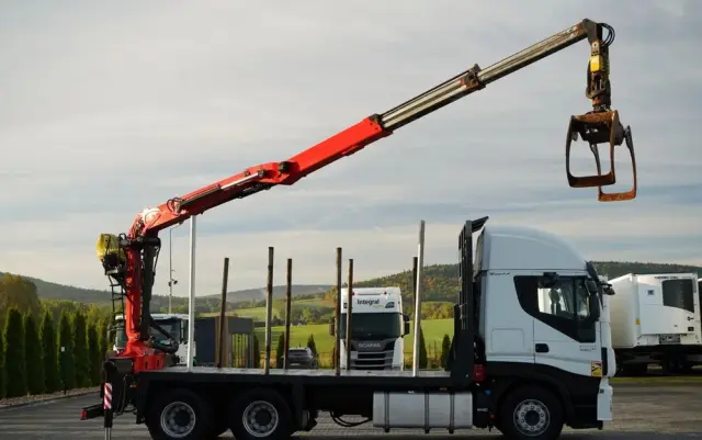 IVECO STRALIS  560 / 6X4 / DO DREWNA / DO DRZEWA / DO LASU /  HDS PALFINGER EPSILON  / UDŹWIG - 5 250 KG 