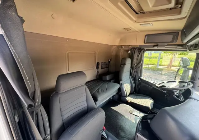 SCANIA Scania G 490 / CHŁODNIA + WINDA / 23 PALETY / EURO6 / OŚ SKRĘTNA / CARRIER 850 / ASO 