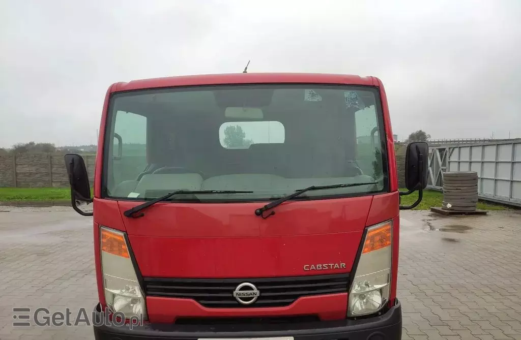NISSAN Cabstar 