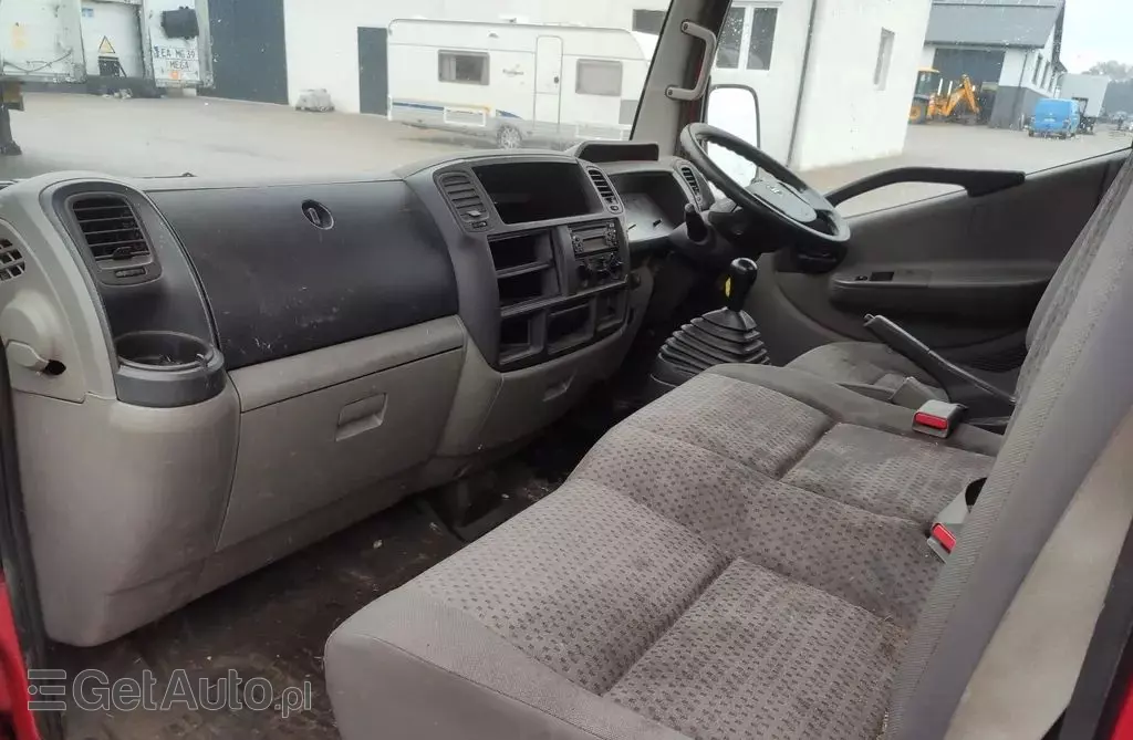 NISSAN Cabstar 