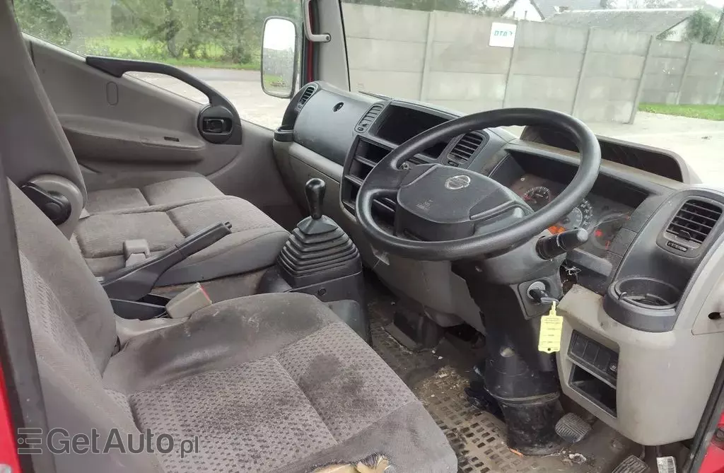NISSAN Cabstar 