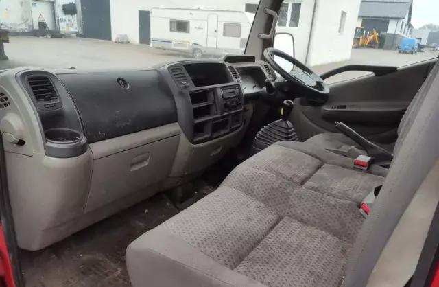 NISSAN Cabstar 
