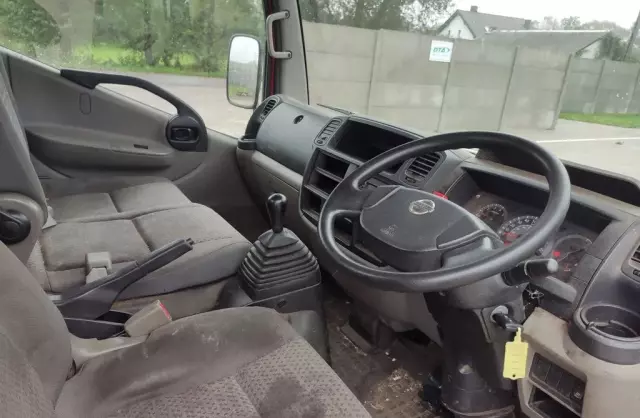 NISSAN Cabstar 