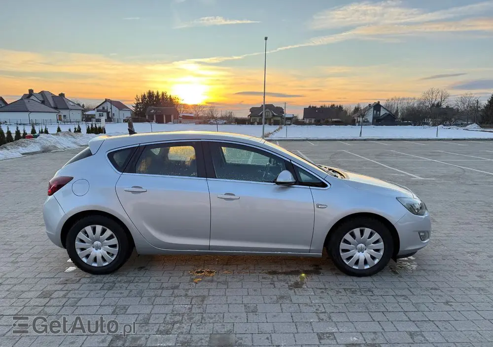 OPEL Astra 1.4 Turbo