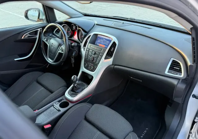 OPEL Astra 1.4 Turbo