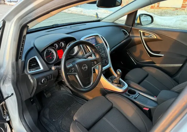 OPEL Astra 1.4 Turbo