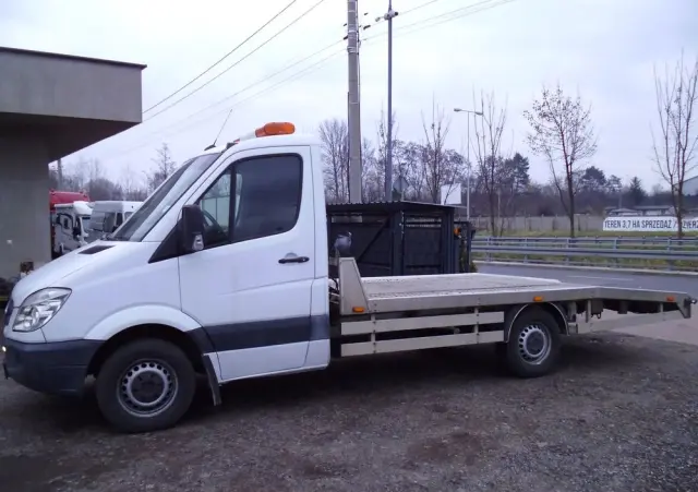 MERCEDES-BENZ SPRINTER 