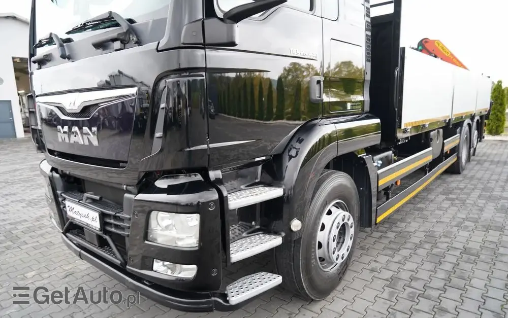 MAN TGS 26.440 / 6X2 / SKRZYNIOWY 7,5 M / OŚ PODNOSZONA  + HDS PALFINGER PK 18002  / MAX UDŹWIG: 6 000 KG / STEROWANIE RADIOWE / ROTATOR / KLIMA POSTOJOWA /  MANUAL / EURO 6 