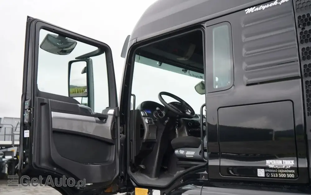 MAN TGS 26.440 / 6X2 / SKRZYNIOWY 7,5 M / OŚ PODNOSZONA  + HDS PALFINGER PK 18002  / MAX UDŹWIG: 6 000 KG / STEROWANIE RADIOWE / ROTATOR / KLIMA POSTOJOWA /  MANUAL / EURO 6 