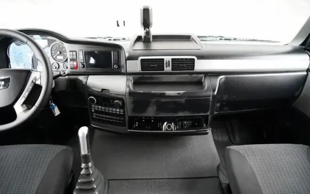 MAN TGS 26.440 / 6X2 / SKRZYNIOWY 7,5 M / OŚ PODNOSZONA  + HDS PALFINGER PK 18002  / MAX UDŹWIG: 6 000 KG / STEROWANIE RADIOWE / ROTATOR / KLIMA POSTOJOWA /  MANUAL / EURO 6 