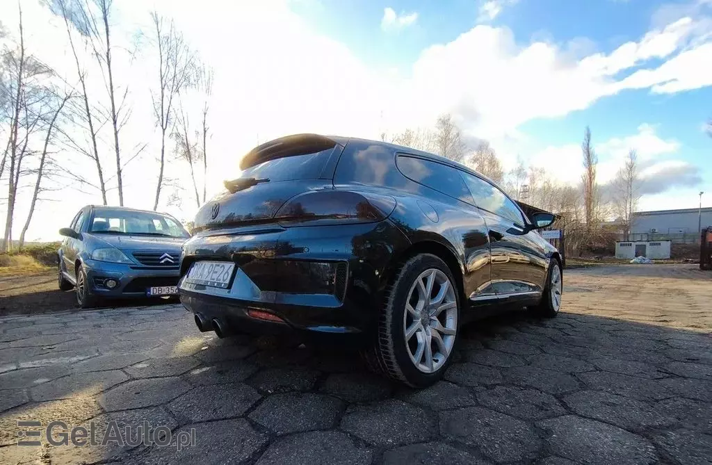 VOLKSWAGEN Scirocco 