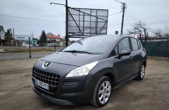 PEUGEOT 3008 