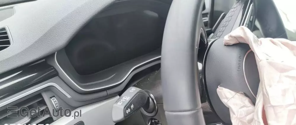 AUDI A4 35 TFSI mHEV Advanced S tronic